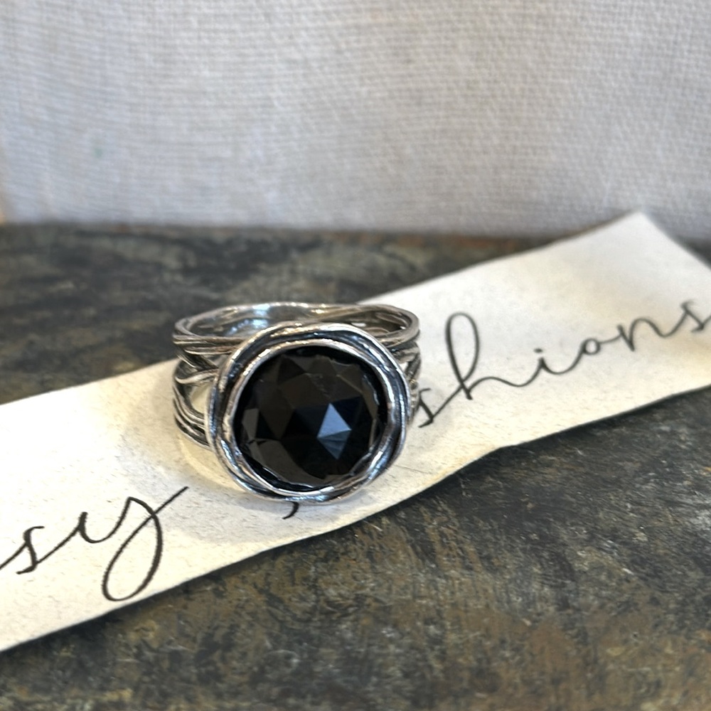 Grace & Heart New Ring